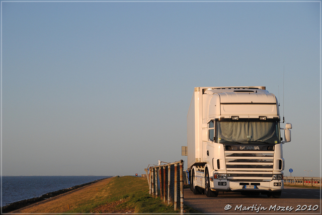DSC 0351-border Vrachtwagens