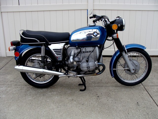 2986124 '72 R75-5 Blue Toaster 015 SOLD....1972 BMW R75/5 Blue, "Toaster" 44,186 Miles.