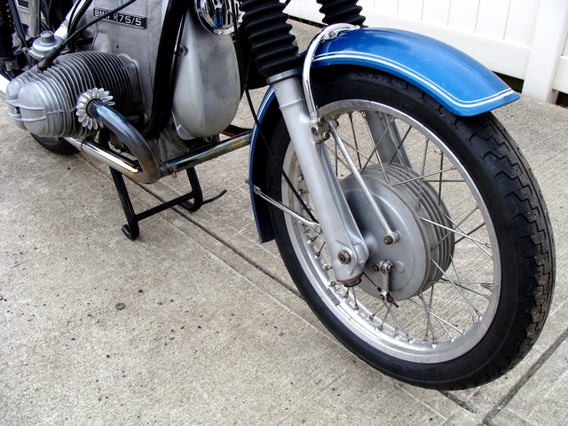 2986124 '72 R75-5 Blue Toaster 019 SOLD....1972 BMW R75/5 Blue, "Toaster" 44,186 Miles.