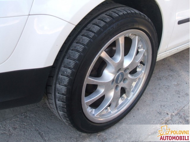 de7dac9a8190-640x480 - 