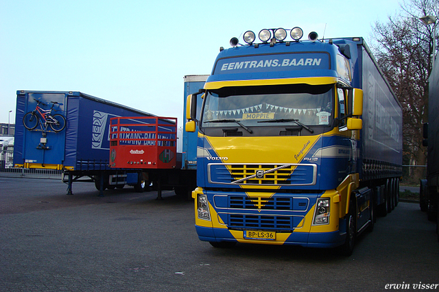 23-12-07 006-border truck pice