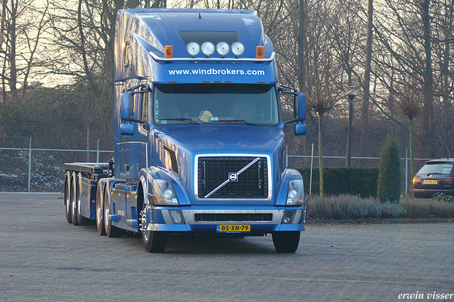 23-12-07 064-border truck pice