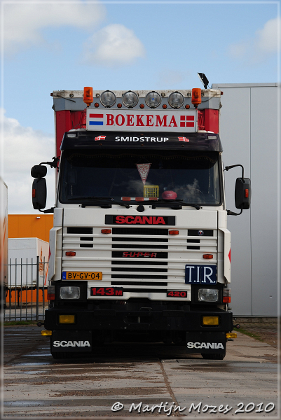 DSC 0546-border Vrachtwagens