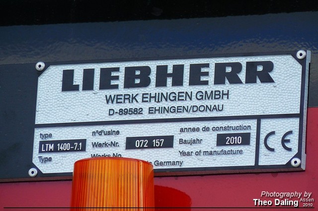 Typeplaat LTM 1400-border Liebherr LTM 1400-7 Mammoet Noord - Assen