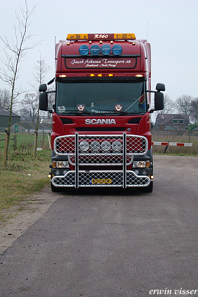 27-12-07 027-border truck pice