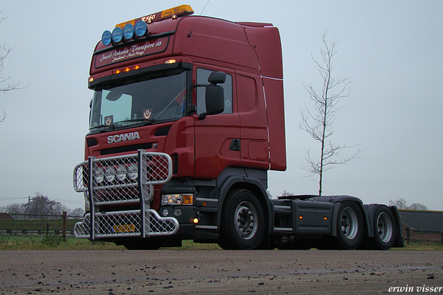 27-12-07 040-border truck pice