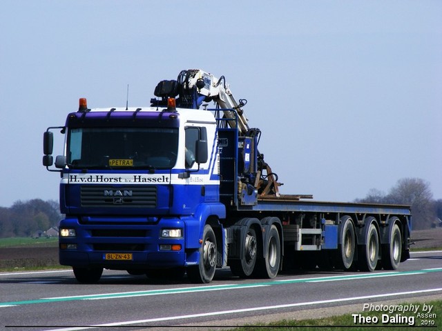 Horst Bv v.d, H - Hasselt  BL-ZN-43-border N33 Gieten  2010