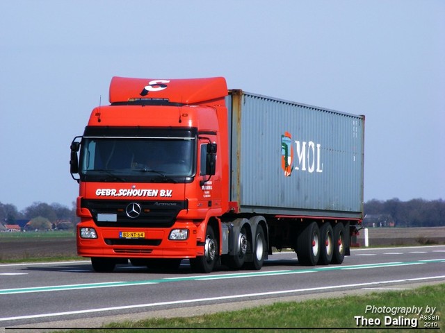 Schouten Gebr. BV  BS-NT-64-border Mercedes  2010