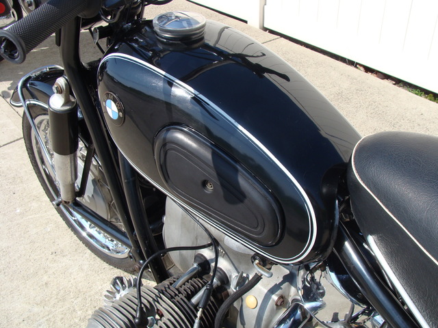 662671 '67 R69S Black, Wixom Bags & Fairing 010 SOLD....1967 BMW R69S #662671 Black, 41,000 Miles. Wixom Bags & Fairing w/Lowers. 