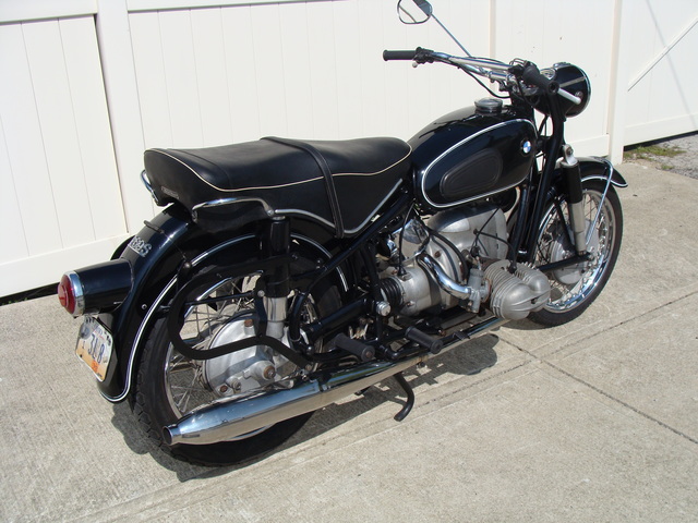 662671 '67 R69S Black, Wixom Bags & Fairing 016 SOLD....1967 BMW R69S #662671 Black, 41,000 Miles. Wixom Bags & Fairing w/Lowers. 