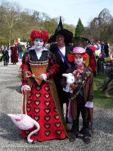 Elf Fantasy Fair 24-04-10 (57) John en Evelien bij de Elf Fantasy Fair 2010