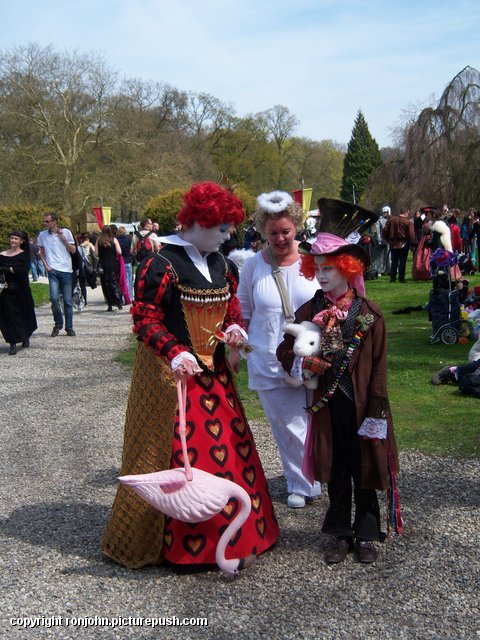 Elf Fantasy Fair 24-04-10 (58) John en Evelien bij de Elf Fantasy Fair 2010