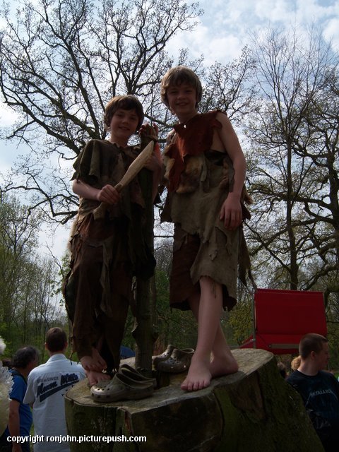 Elf Fantasy Fair 25-04-10 (14) John en Evelien bij de Elf Fantasy Fair 2010