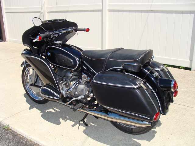 662671 '67 R69S Black, Wixom Bags & Fairing 031 SOLD....1967 BMW R69S #662671 Black, 41,000 Miles. Wixom Bags & Fairing w/Lowers. 