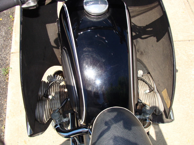 662671 '67 R69S Black, Wixom Bags & Fairing 038 SOLD....1967 BMW R69S #662671 Black, 41,000 Miles. Wixom Bags & Fairing w/Lowers. 
