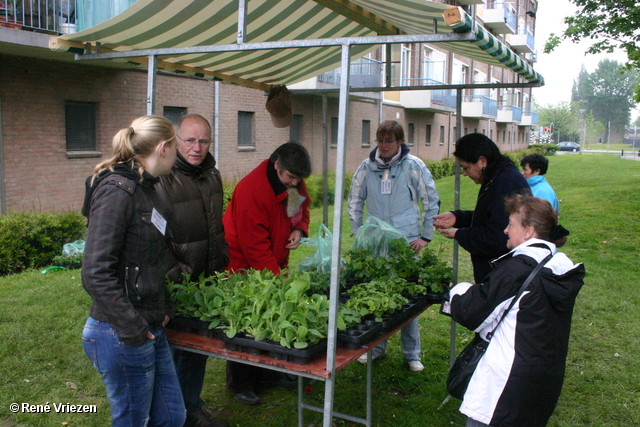  RenÃ© Vriezen 2010-05-08 #0152 WWP2 Wijk Opfleur Aktie Presikhaaf 2 zaterdag 8 mei 2010