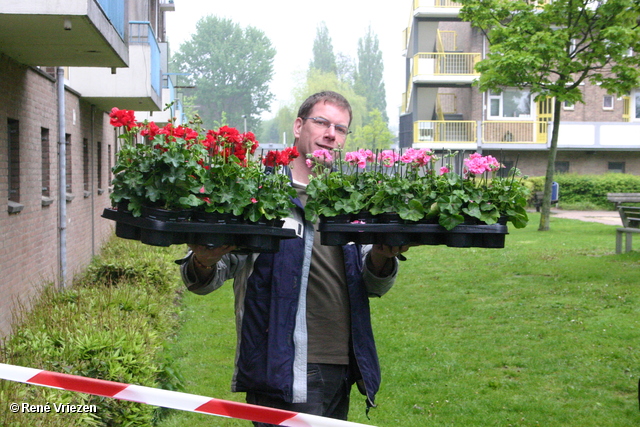  RenÃ© Vriezen 2010-05-08 #0068 WWP2 Wijk Opfleur Aktie Presikhaaf 2 zaterdag 8 mei 2010