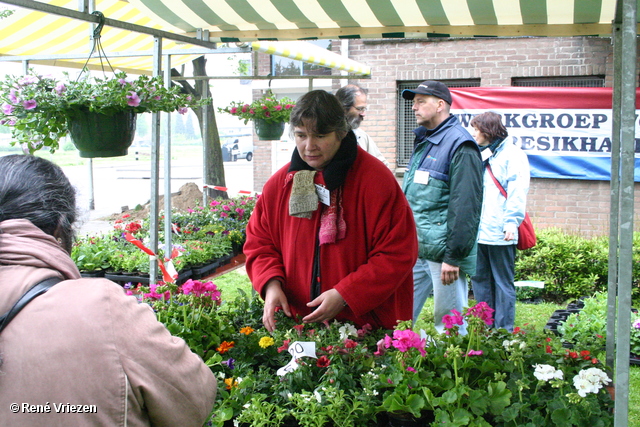  RenÃ© Vriezen 2010-05-08 #0092 WWP2 Wijk Opfleur Aktie Presikhaaf 2 zaterdag 8 mei 2010