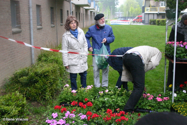  RenÃ© Vriezen 2010-05-08 #0046 WWP2 Wijk Opfleur Aktie Presikhaaf 2 zaterdag 8 mei 2010