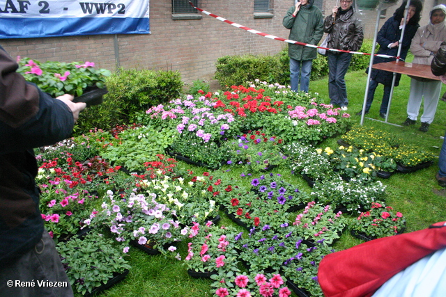  René Vriezen 2010-05-08 #0042 WWP2 Wijk Opfleur Aktie Presikhaaf 2 zaterdag 8 mei 2010