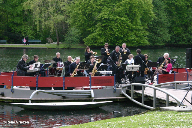  RenÃ© Vriezen 2010-05-16 #0048 Beezzzty BigBand SonsbeekPark Vlonder zondag 16 mei 2010