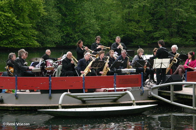  RenÃ© Vriezen 2010-05-16 #0029 Beezzzty BigBand SonsbeekPark Vlonder zondag 16 mei 2010