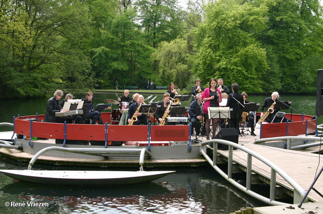  RenÃ© Vriezen 2010-05-16 #0005 Beezzzty BigBand SonsbeekPark Vlonder zondag 16 mei 2010