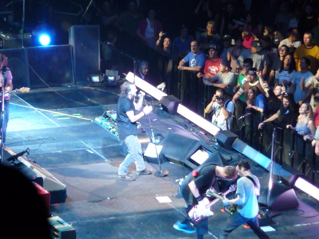 P1050666 Pearl Jam - Madison Square Garden - 5-21-2010