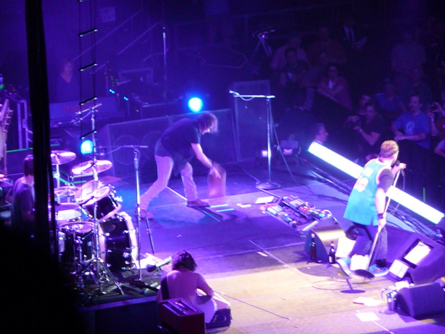 P1050713 Pearl Jam - Madison Square Garden - 5-21-2010
