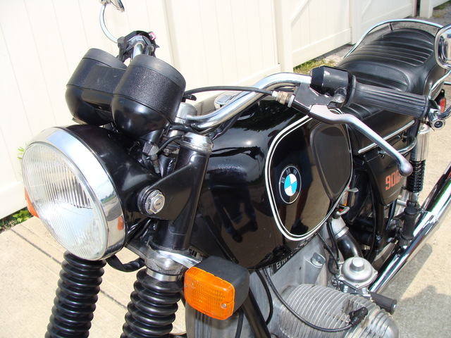 4970271 '76 R90-6 Black 22L Bar-ends 007 SOLD....1976 BMW R90/6 #4970271 Black 41,360 Miles. 22 Lt. Tank, New Tires, Major Service (10K) just done.