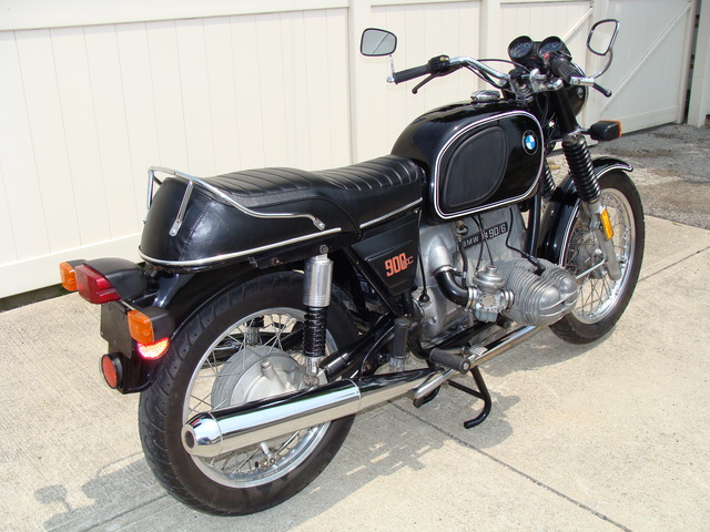 4970271 '76 R90-6 Black 22L Bar-ends 016 SOLD....1976 BMW R90/6 #4970271 Black 41,360 Miles. 22 Lt. Tank, New Tires, Major Service (10K) just done.