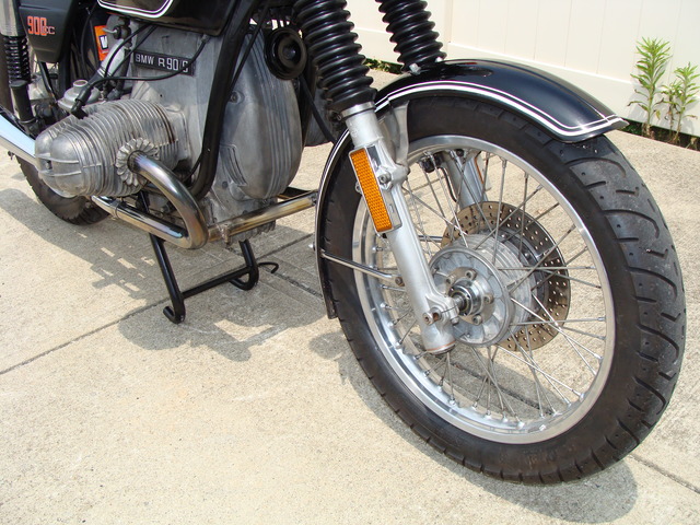 4970271 '76 R90-6 Black 22L Bar-ends 021 SOLD....1976 BMW R90/6 #4970271 Black 41,360 Miles. 22 Lt. Tank, New Tires, Major Service (10K) just done.