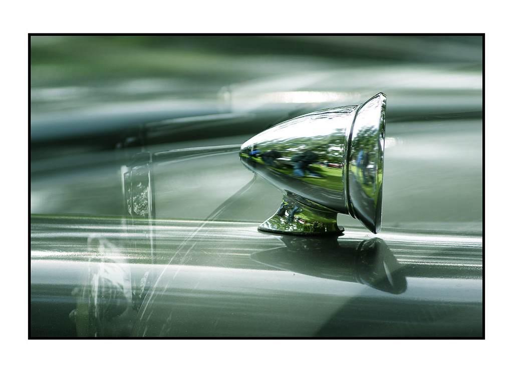 2Xposure Automobile