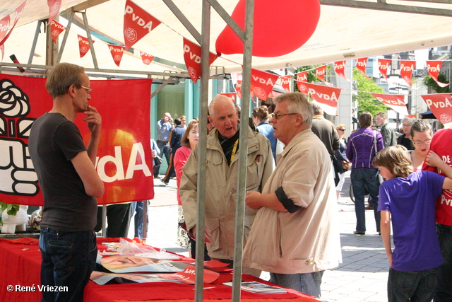  RenÃ© Vriezen 2010-05-29 #0001 PvdA Arnhem Land vd Markt compagne TK2010 zaterdag 29 mei 2010