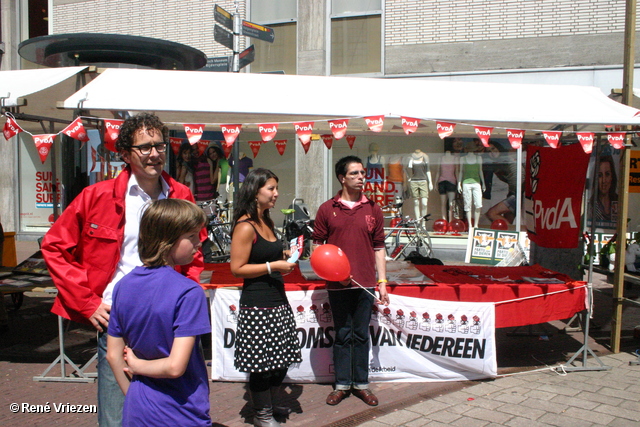  RenÃ© Vriezen 2010-05-29 #0005 PvdA Arnhem Land vd Markt compagne TK2010 zaterdag 29 mei 2010