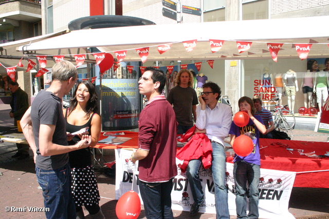  RenÃ© Vriezen 2010-05-29 #0009 PvdA Arnhem Land vd Markt compagne TK2010 zaterdag 29 mei 2010