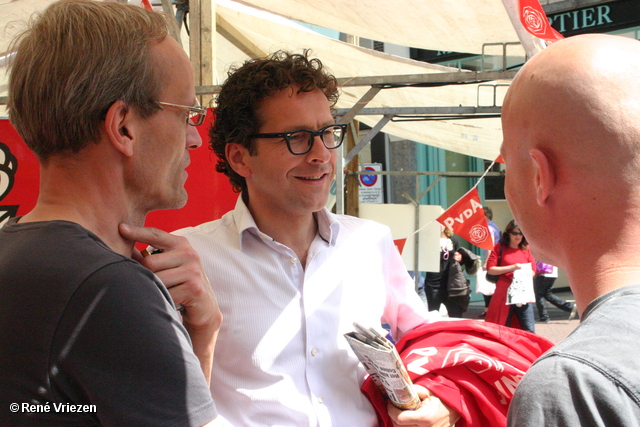  RenÃ© Vriezen 2010-05-29 #0025 PvdA Arnhem Land vd Markt compagne TK2010 zaterdag 29 mei 2010