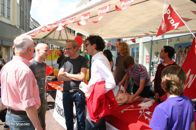  RenÃ© Vriezen 2010-05-29 #0027 PvdA Arnhem Land vd Markt compagne TK2010 zaterdag 29 mei 2010