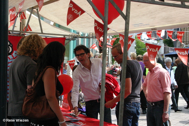  RenÃ© Vriezen 2010-05-29 #0030 PvdA Arnhem Land vd Markt compagne TK2010 zaterdag 29 mei 2010