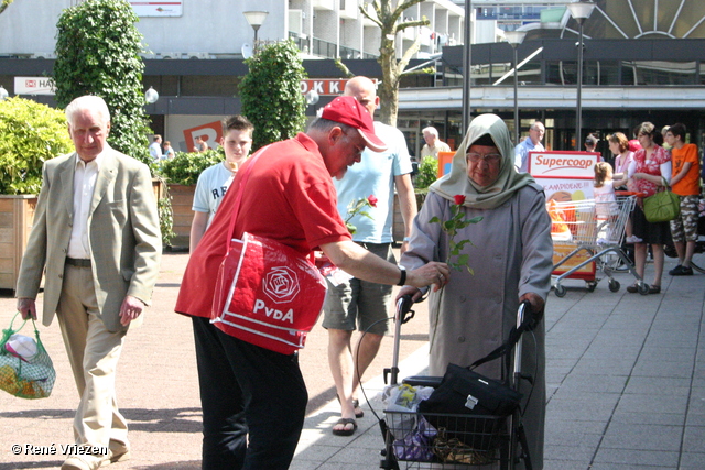  RenÃ© Vriezen 2010-06-05 #0038 PvdA Arnhem WC Presikhaaf Campagne TK2010 zaterdag 5 juni 2010