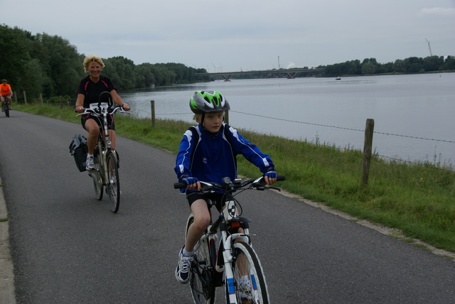 DSC00947 Rondje Voorne 13 juni 2010