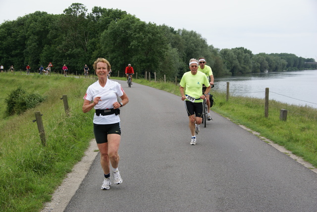 DSC00966 Rondje Voorne 13 juni 2010