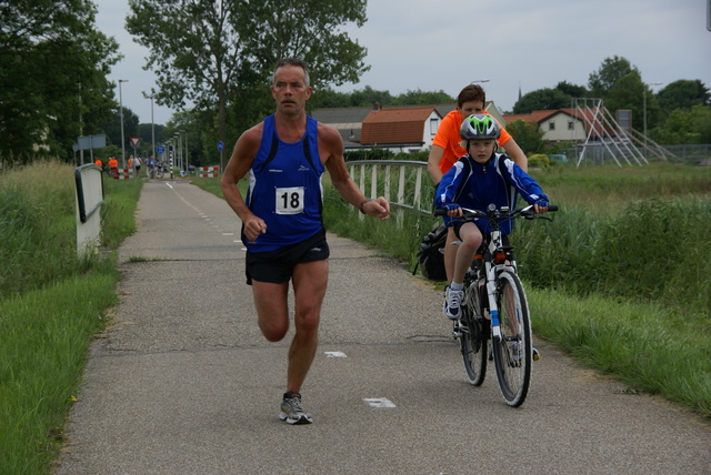 DSC01062 Rondje Voorne 13 juni 2010