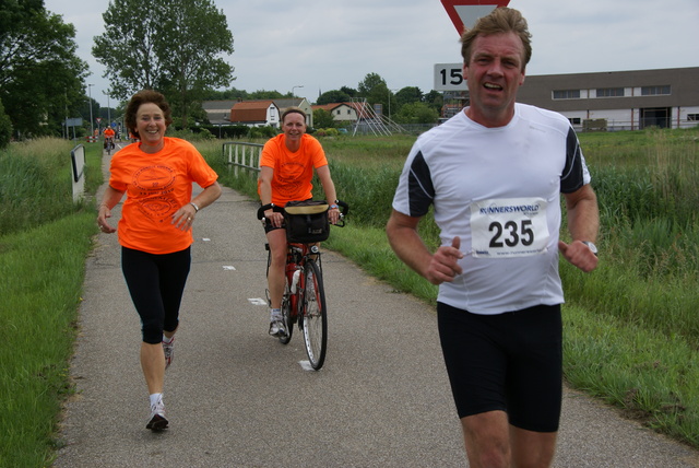 DSC01065 Rondje Voorne 13 juni 2010