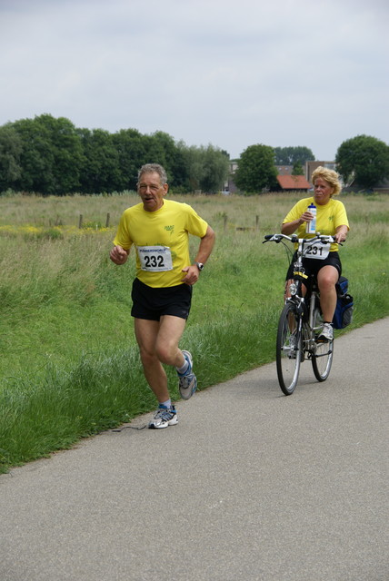 DSC01107 Rondje Voorne 13 juni 2010