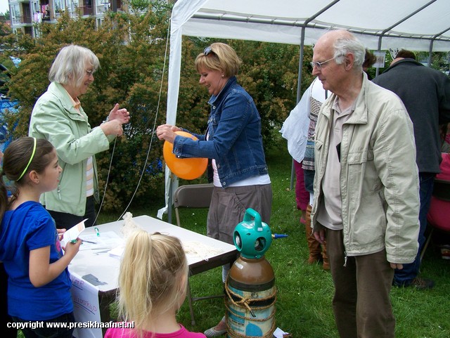 buurtfeest presikhaafoost (27) Buurtfeest Presikhaaf Oost 2010