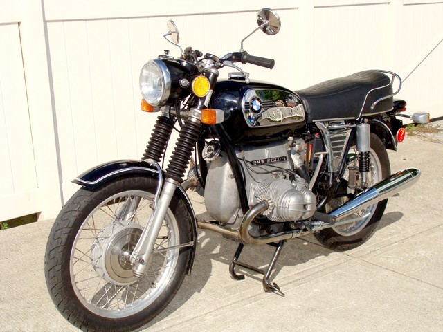 2941938 '73 R60-6 SWB Black Toaster 001 SOLD.........1973 BMW R60/5 SWB Black, Toaster Tank, 55,500 Miles. Very Clean! Top-end just Rebuilt, 10K Service, plus much more!