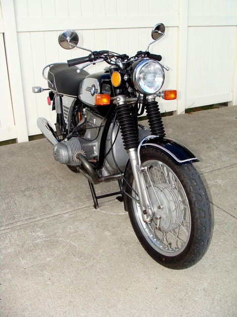 2941938 '73 R60-6 SWB Black Toaster 022 SOLD.........1973 BMW R60/5 SWB Black, Toaster Tank, 55,500 Miles. Very Clean! Top-end just Rebuilt, 10K Service, plus much more!