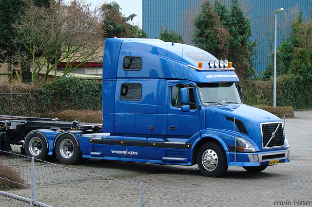 20-01-08 012-border truck pice