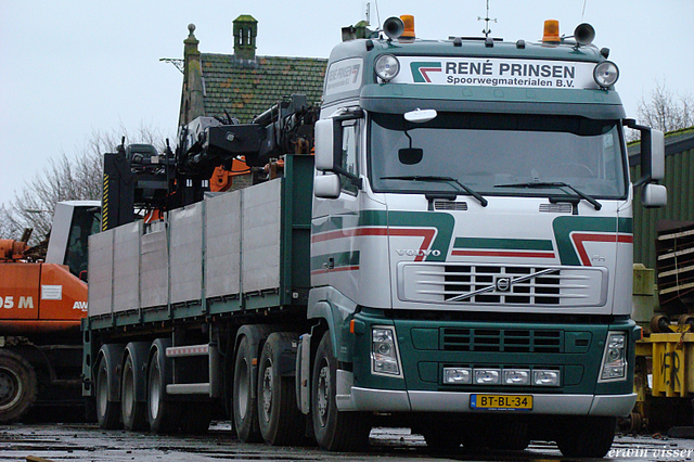 20-01-08 027-border truck pice